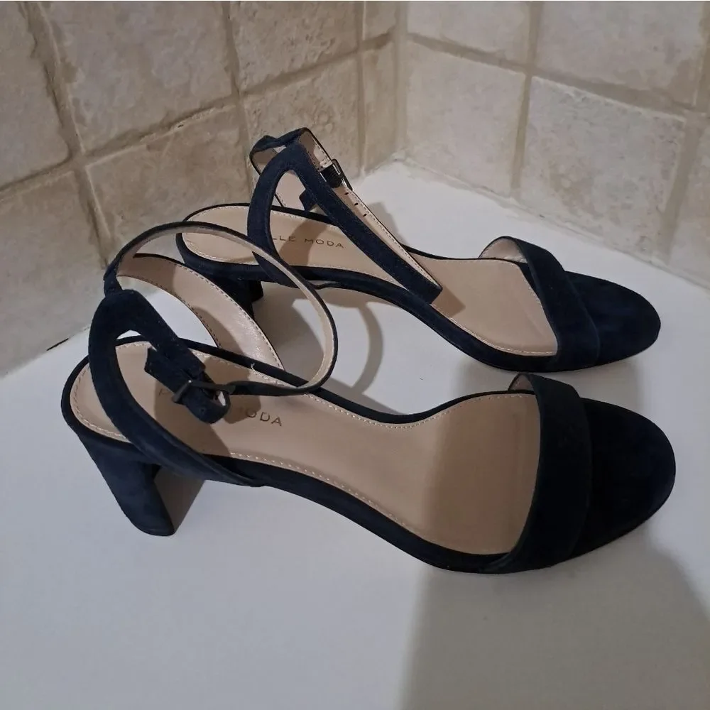Pelle Moda Midnight Blue Suede Heels size 9.5 - Picture 3 of 5